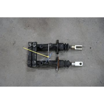 Huvudcylinder bromspedaler MF3080